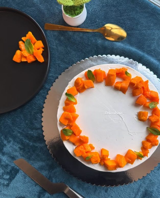 Mango cream cake